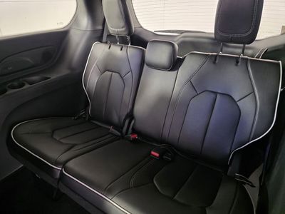 2026 Chrysler Pacifica - Photo 17