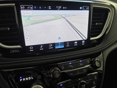 2026 Chrysler Pacifica - Photo 24