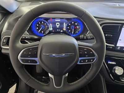 2026 Chrysler Pacifica - Photo 19