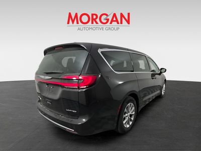 2026 Chrysler Pacifica - Photo 5