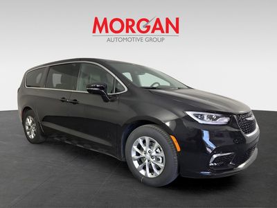 2026 Chrysler Pacifica - Photo 2