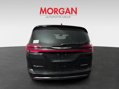 2026 Chrysler Pacifica - Photo 6