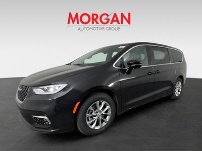 2026 Chrysler Pacifica - Photo 9