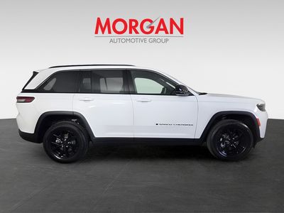 2026 Jeep Grand Cherokee - Photo 4