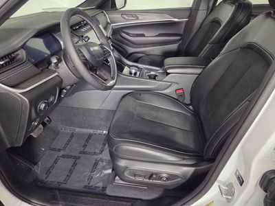 2026 Jeep Grand Cherokee - Photo 11