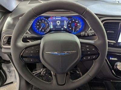 2026 Chrysler Pacifica — photo 19 view