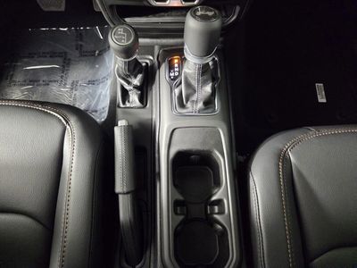 2026 Jeep Wrangler - Photo 12