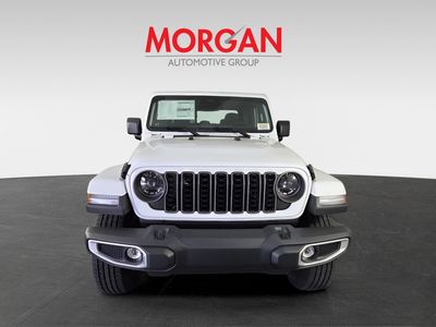 2026 Jeep Gladiator - Photo 3