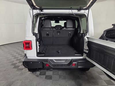 2026 Jeep Wrangler - Photo 20
