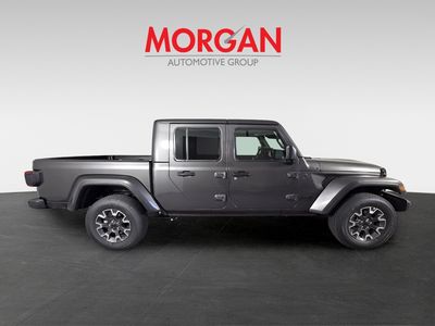 2026 Jeep Gladiator - Photo 4