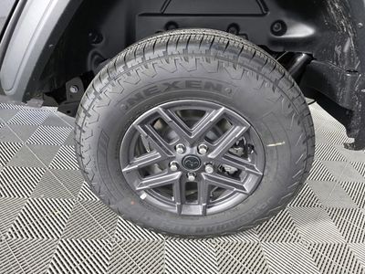 2026 Jeep Wrangler — photo 16 view