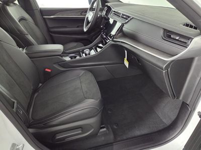 2026 Jeep Grand Cherokee - Photo 6