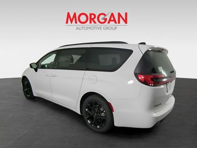 2026 Chrysler Pacifica - Photo 7