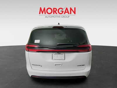 2026 Chrysler Pacifica - Photo 6