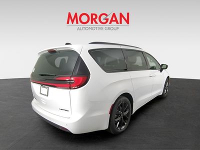 2026 Chrysler Pacifica - Photo 5