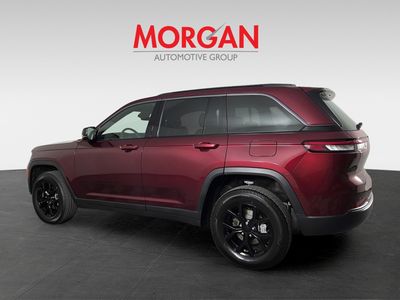 2026 Jeep Grand Cherokee - Photo 5