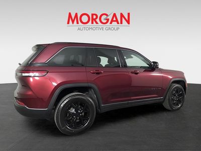 2026 Jeep Grand Cherokee - Photo 3