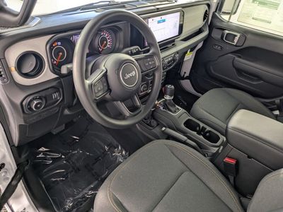 2026 Jeep Wrangler - Photo 11