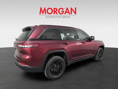 2026 Jeep Grand Cherokee - Photo 3