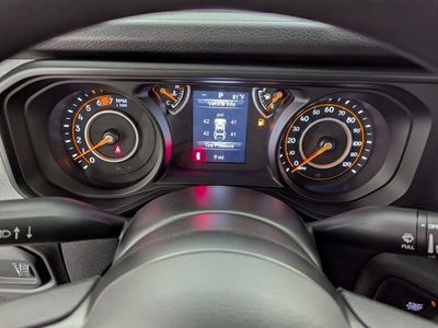 2026 Jeep Wrangler - Photo 18