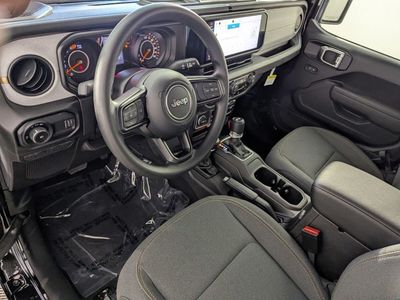 2026 Jeep Wrangler - Photo 11