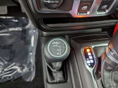 2026 Jeep Wrangler - Photo 22
