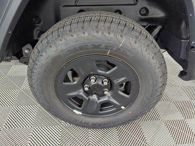 2026 Jeep Wrangler - Photo 14