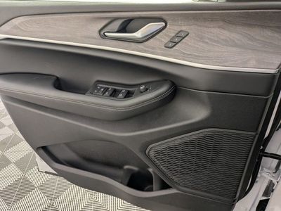 2025 Jeep Grand Cherokee - Photo 17