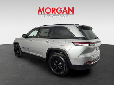 2026 Jeep Grand Cherokee - Photo 5