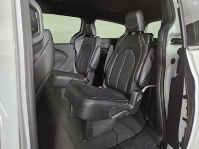 2026 Chrysler Pacifica — photo 23 view