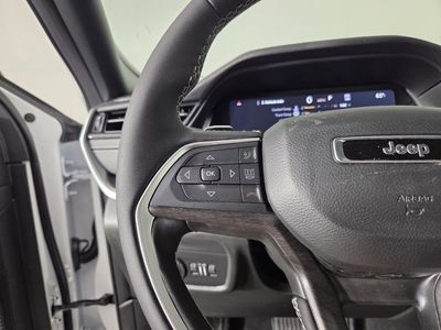 2026 Jeep Grand Cherokee — photo 15 view