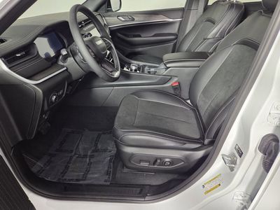 2026 Jeep Grand Cherokee — photo 10 view
