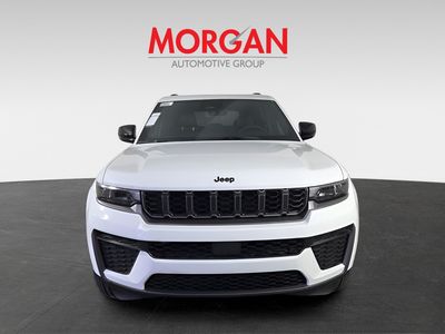 2026 Jeep Grand Cherokee — side profile view