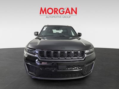 2026 Jeep Grand Cherokee - Photo 2