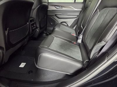 2026 Jeep Grand Cherokee - Photo 19