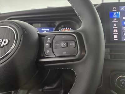 2026 Jeep Wrangler — photo 15 view