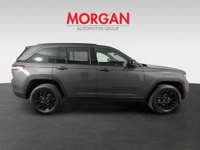 2026 Jeep Grand Cherokee - Photo 4