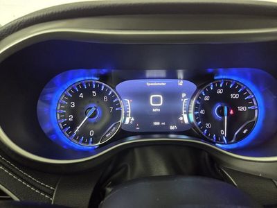 2026 Chrysler Pacifica — photo 13 view