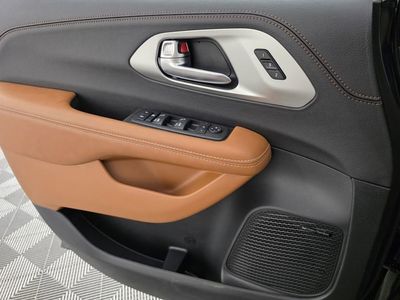 2026 Chrysler Pacifica — photo 28 view