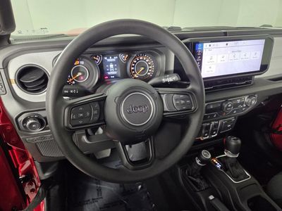 2026 Jeep Wrangler - Photo 21