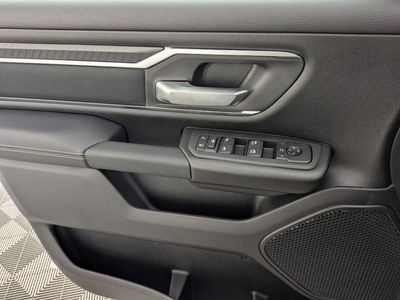 2026 Ram 1500 — photo 27 view