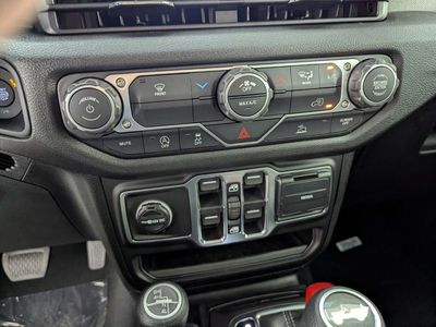 2026 Jeep Wrangler — photo 22 view