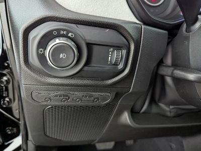 2026 Jeep Wrangler — photo 25 view