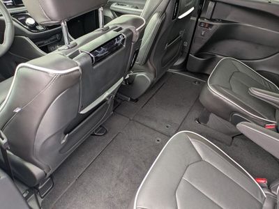 2026 Chrysler Pacifica - Photo 16