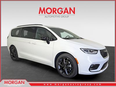 2026 Chrysler Pacifica - Photo 1