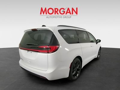 2026 Chrysler Pacifica - Photo 5