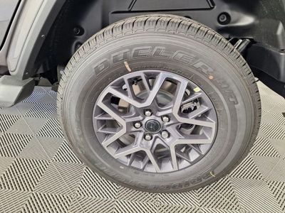 2026 Jeep Wrangler - Photo 16