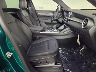 2025 Alfa Romeo Stelvio - Photo 24
