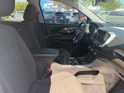2020 GMC Terrain - Photo 9