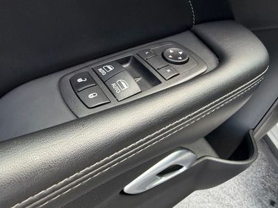 2023 Dodge Challenger - Photo 13